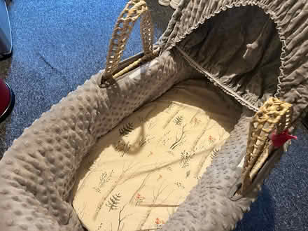 Photo of free Moses basket (LE2 4qd) #1