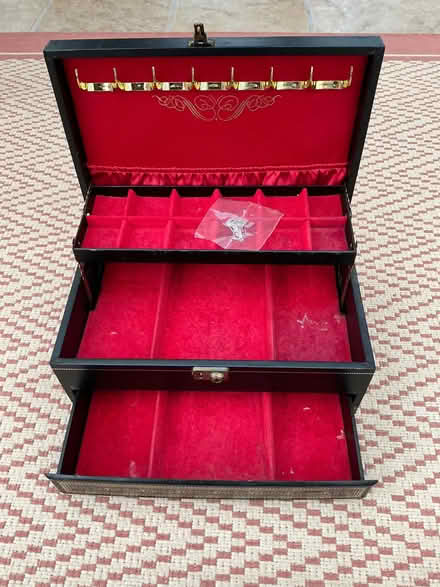 Photo of free Jewellery Box (Warminster BA12) #1