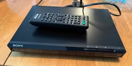 Photo of free Sony dvd player (Mandeville DT4) #1