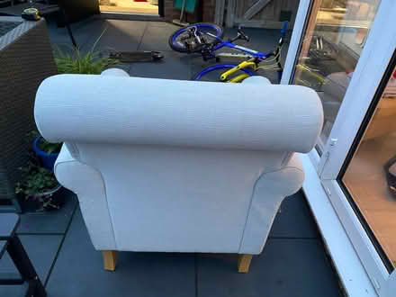 Photo of free Armchair (can deliver) (Southmoor OX13) #4