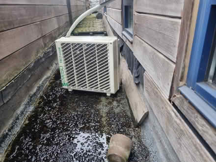 Photo of free Air con unit 9665btu (E2) #2