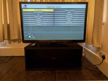 Photo of free 43" Panasonic television (Westcliff, SS0) #1