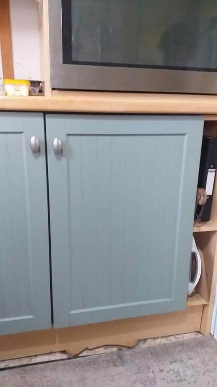 Photo of free 10 kitchen cupboard doors (Ainthorpe YO21) #2