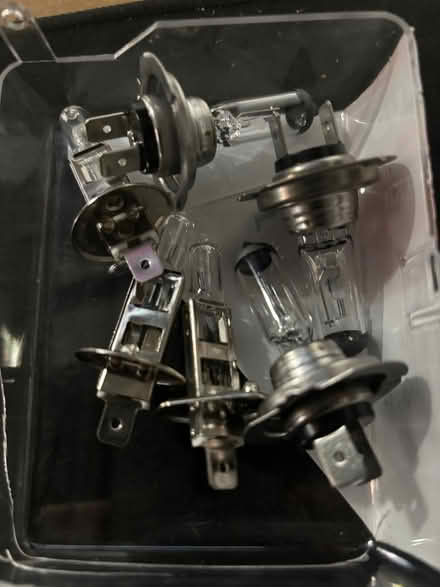 Photo of free H1 and/or H7 Car Headlamps Bulbs (Oswestry SY11) #1