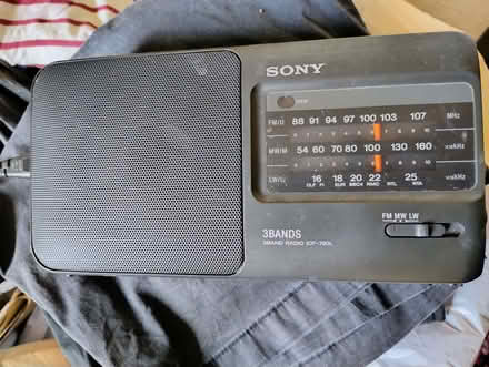 Photo of free Mains operated Sony radio (Leigh RH2) #1