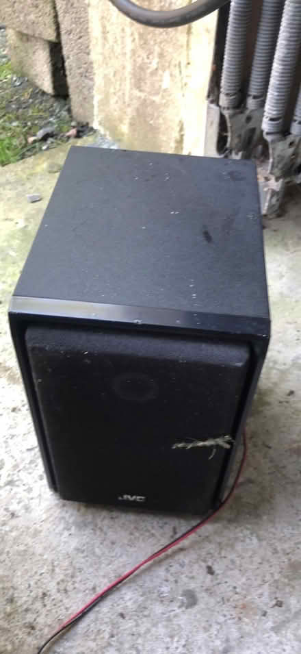 Photo of free radio cd mp3 usb player+ speakers (Mynydd Mechell) #3