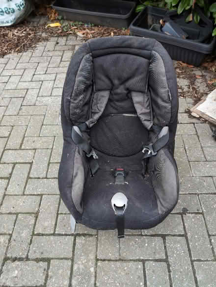 Photo of free Maxicosi car seat (Woodmancote) #1