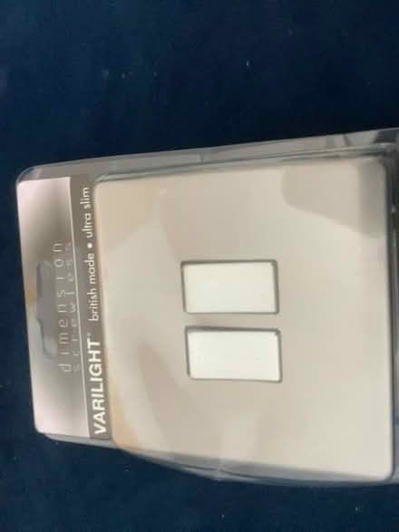 Photo of free Wall light switch (New Hinksey OX1) #1