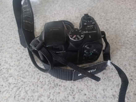 Photo of free Fuji Finepix camera (Sale M33) #2