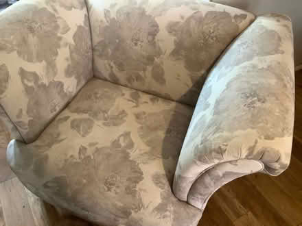 Photo of free Super comfy Cuddle chair (DD10) #2