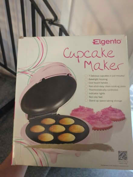 Photo of free Cupcake maker (BH17 canford heath) #1