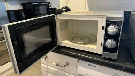 Photo of free microwave (SE20 7LH) #2