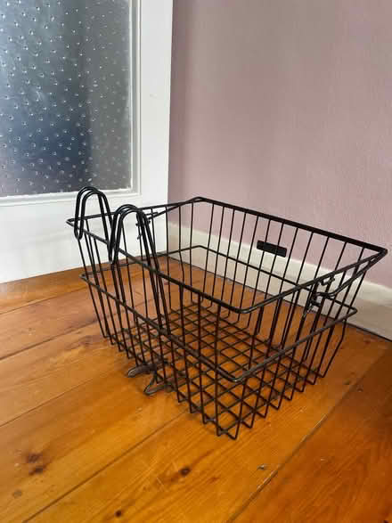 Photo of free bicycle basket (Lee SE12) #2