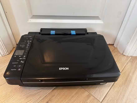 Photo of free Epsom printer/scanner (Warfield, Bracknell, RG42) #1