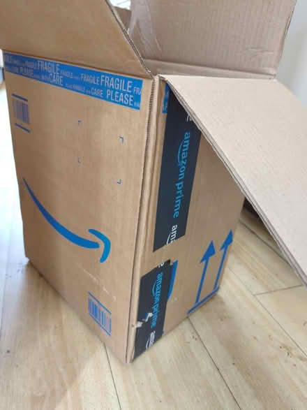 Photo of free General or Bottle moving boxes (Blossomfield B91) #2