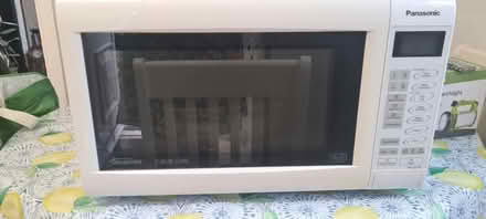 Photo of free Microwave Oven (Hitchin SG4) #1