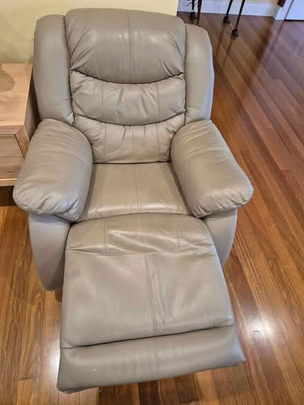 Photo of free Leather Single Seat Recliners x 2 (Caringbah) #3