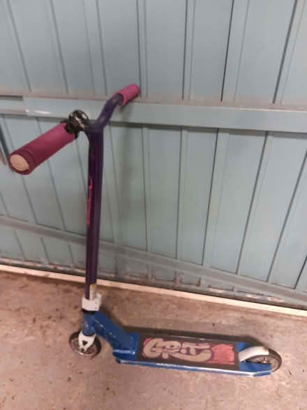 Photo of free Scooter, Grit Purple (Calverley LS28) #2