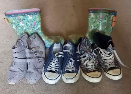 Photo of free Girls shoes size 3-5 (Twickenham (Twickenham (St Margarets) TW1) #1