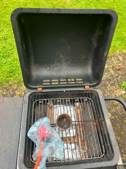 Photo of free gas bbq (Heaton Mersey, SK4) #2