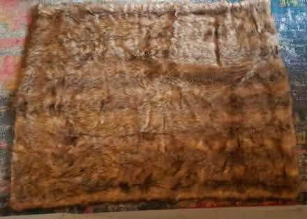 Photo of free Faux fur throw - House of Fraser (B17) #1