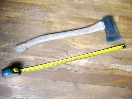 Photo of free Axe with 24" handle (Vanier) #1