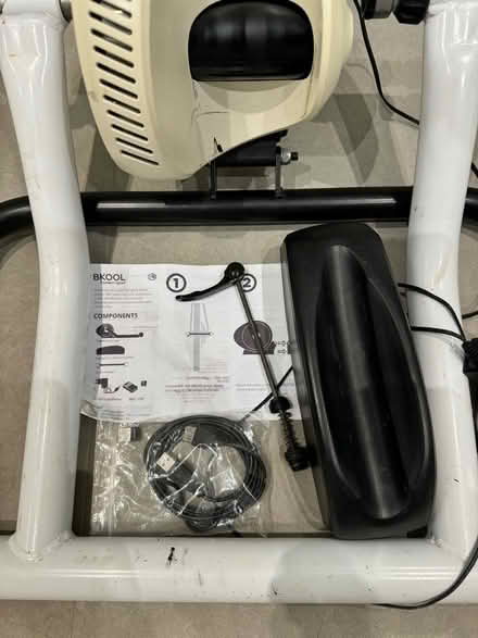 Photo of free Bike turbo trainer (Highbury Barn N5) #2