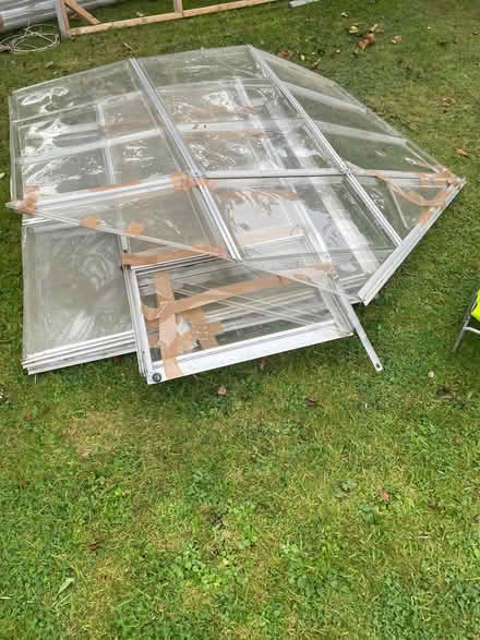 Photo of free Greenhouse (Shurdington GL51) #2