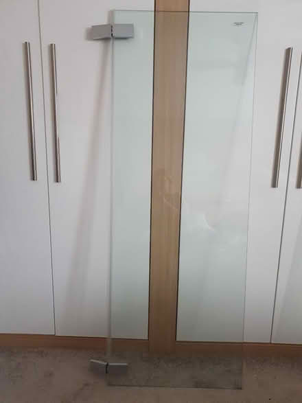 Photo of free Bath screen (Adeyfield HP2) #3