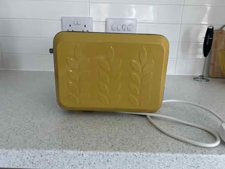 Photo of free Toaster (Melling Mount L32) #1