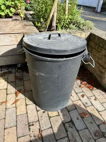 Photo of free Black bin with lid (Highbury Barn N5) #1