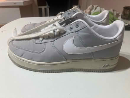 Photo of free Men’s Nike Air size 9 (PR4) #2