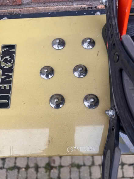 Photo of free Burton Demon Snowboard (Alva FK12) #4