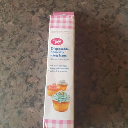Photo of free Disposable icing bags (DE21) #1