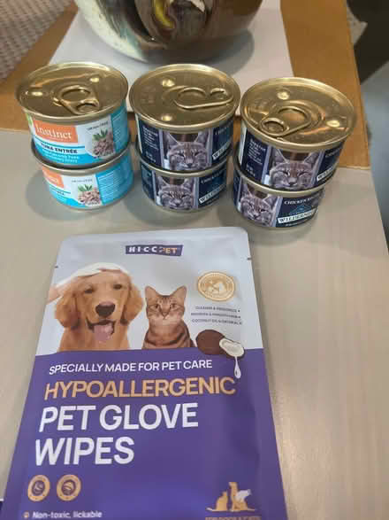 Photo of free Cat food and pet glove wipes (Park view\Petworth) #1