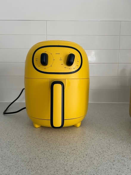 Photo of free Air fryer (Melling Mount L32) #1