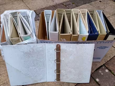 Photo of free A4 ring binders (Cleedownton SY8) #1