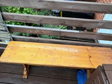 Photo of free 2 x cages, projector screen (large), weights bar and benches (Mereoak Park RG7) #1