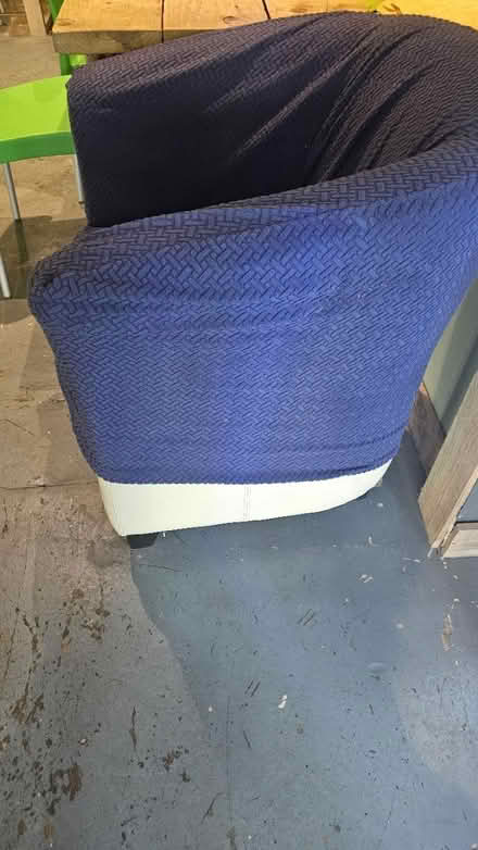 Photo of free Comfy chair (DH1) #2