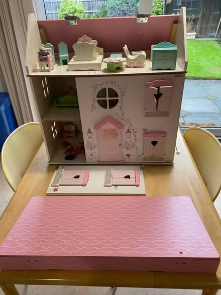 Photo of free Dolls house (Sale M33) #1