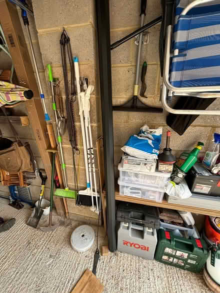 Photo of free 2 x cages, projector screen (large), weights bar and benches (Mereoak Park RG7) #2