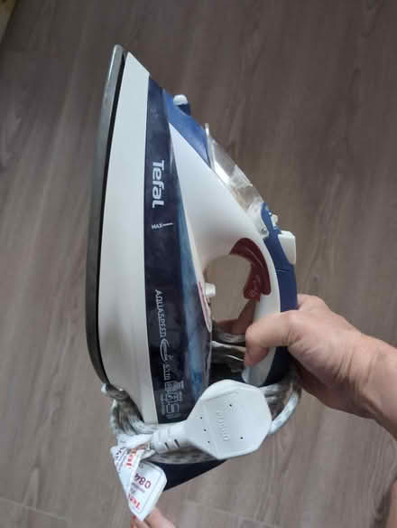 Photo of free Tefal iron not working (Shenfield, CM15) #1