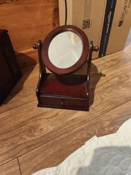 Photo of free Little mirror (Tn12) #1