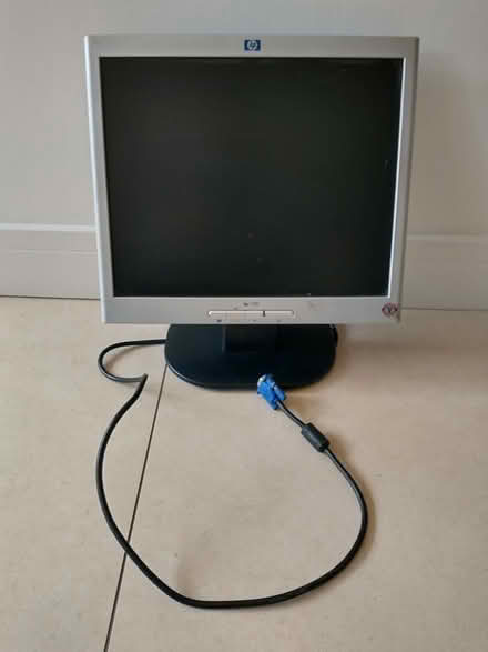 Photo of free PC Monitor (Lower Shiplake RG9) #1