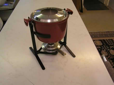 Photo of free Le Creuset fondue (West Moors) #1