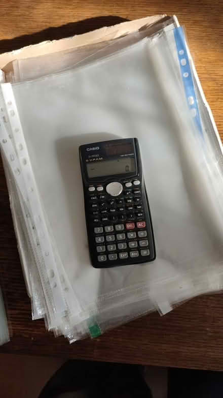 Photo of free A few bits (Threemilestone) #1