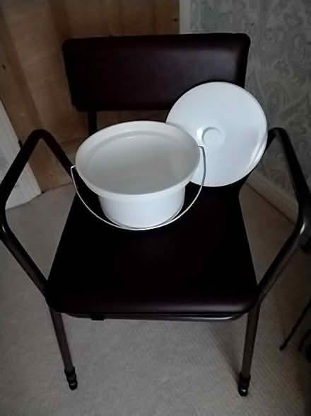 Photo of free Commode (Hyde SK14) #3