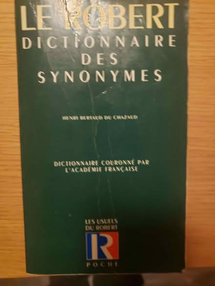 Photo of free French dictionary of synonyms (North Town SL6) #1