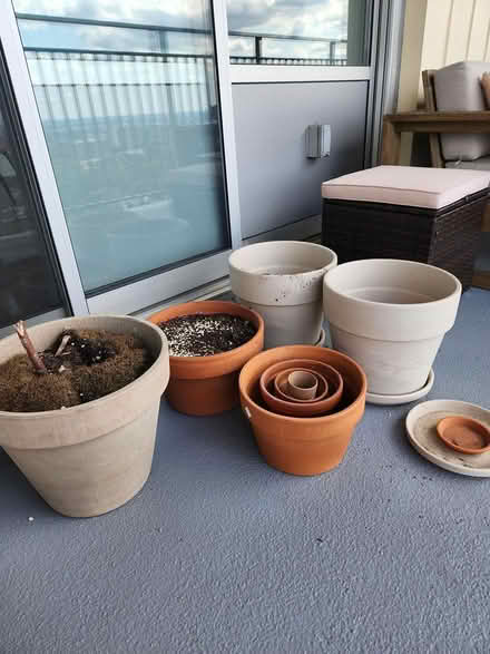 Photo of free Assortment Plant Pots (Fort Lee NJ) #2