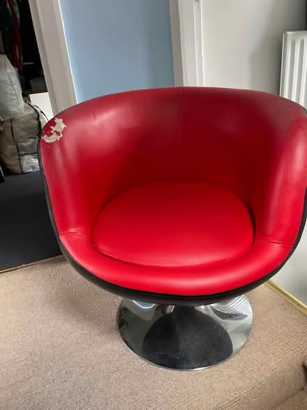 Photo of free Tub chair/barstool (Woodhouse S13) #1